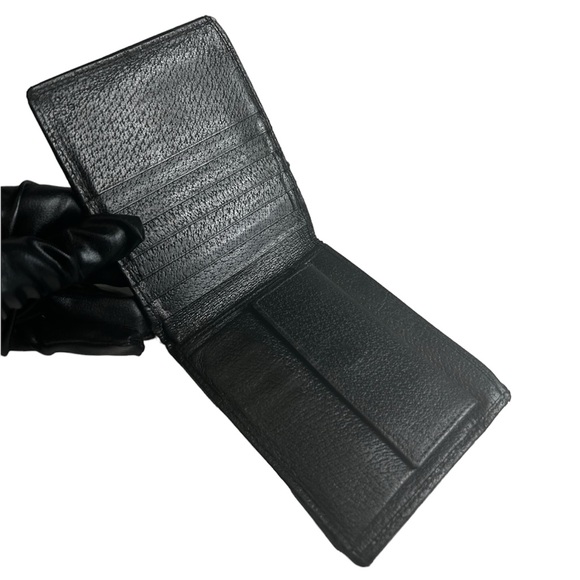 SOLD Gucci Vintage Black Bi-Fold Unisex Wallet - Picture 3 of 16